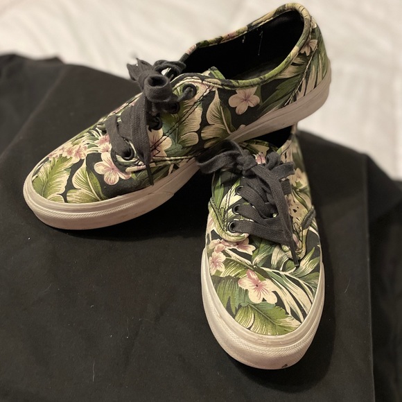 Floral Vans - Picture 2 of 7
